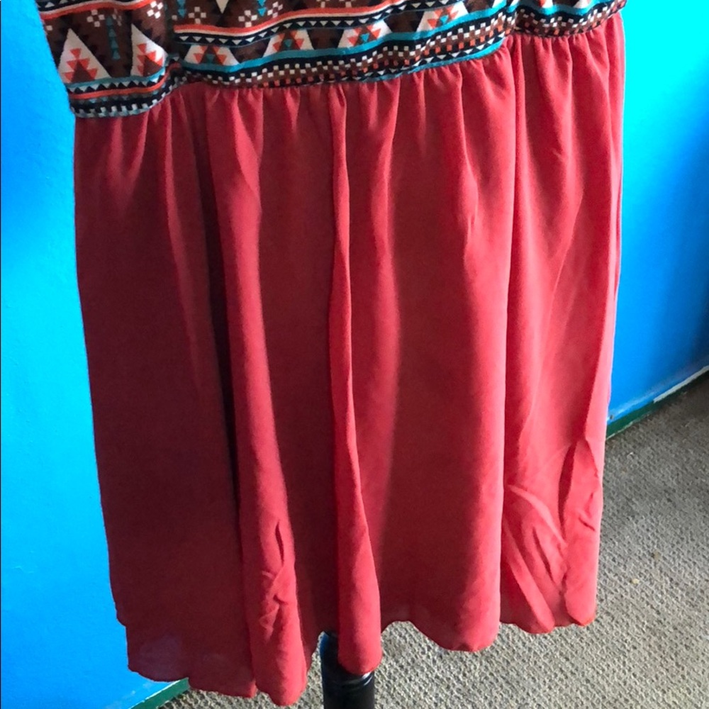 Dress - Picture 3 of 3